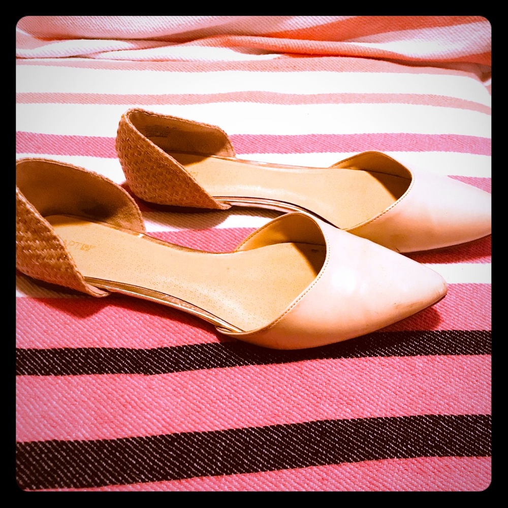 Women’s dress flats